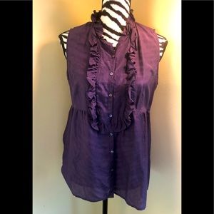 GAP sleeveless blouse